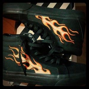 Vans red flame high top size7.5